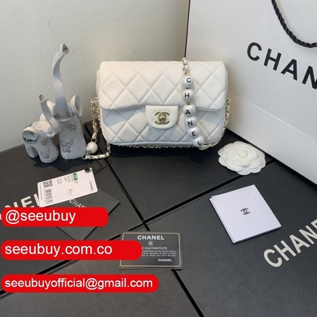 Replica CC Flap Bag Lambskin Flap AS1533 White