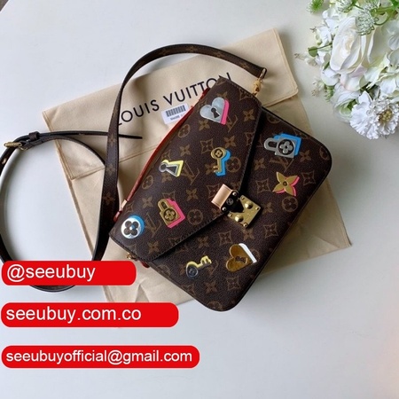 luxury pochette metis brown m44366