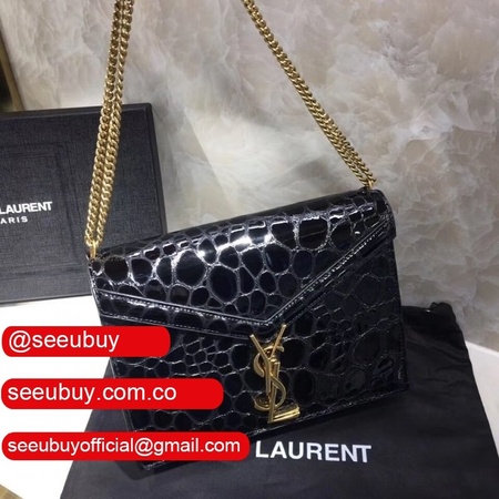 Saint Laurent Replicas cassandra monogram clasp bag 532750 black glod