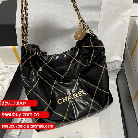 Chanel 22 Handbag